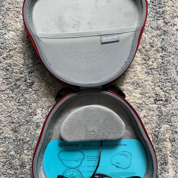 Smatree Airpods Max Charging Dock for Airpods Max, 2000 mAh - Picture 4 of 5